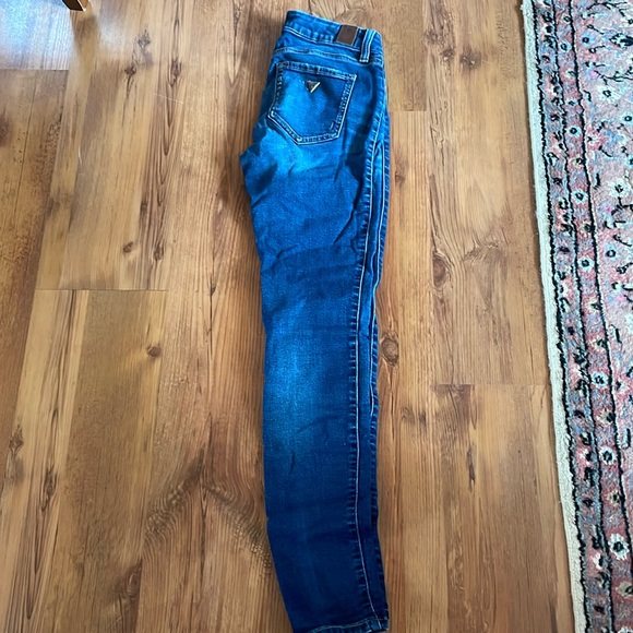 Guess Power Curvy Mid Rise Skinny Jeans Size 26 - Picture 2 of 7